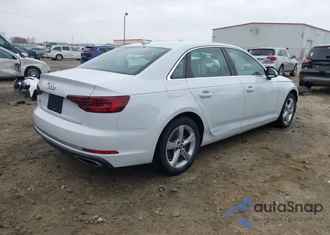 2019 Audi A4 40 Premium/40 Titanium Premium z USA, uszkodzony, nr VIN WAUGMAF43KA021941